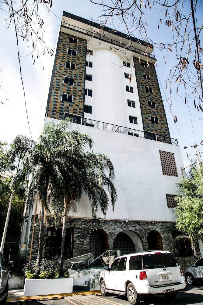 Suites Dioh Monterrey Exterior foto